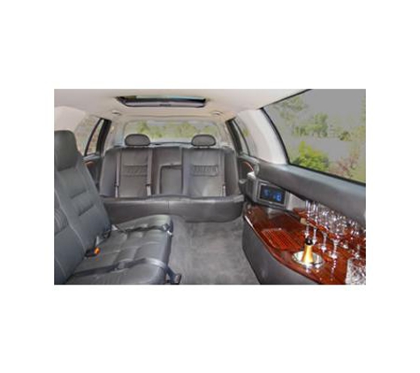 Silver Service Limousines & Hirecars