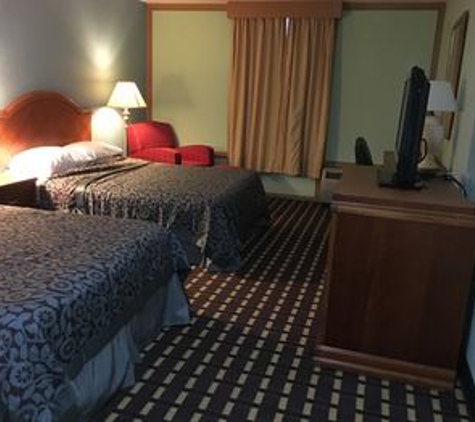 Days Inn by Wyndham Sharonville - Cincinnati, OH