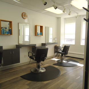 D'MAZ Lifestyle Salon - Beachwood, OH