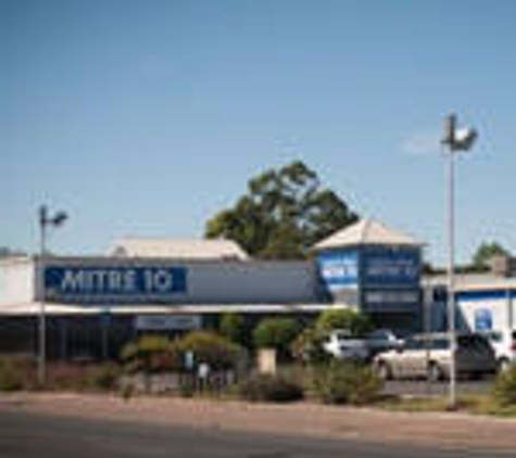 Barrow & Bench Mitre 10