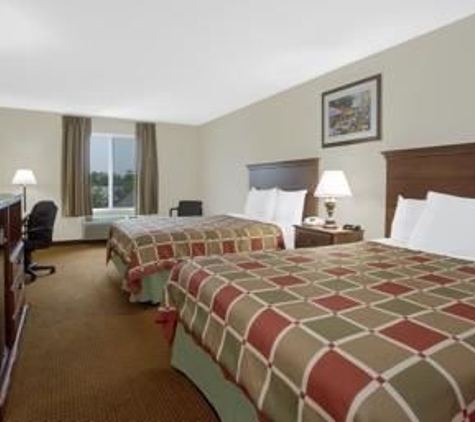 Days Inn by Wyndham Greensboro NC - Greensboro, NC