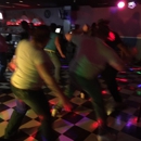 Howling Moon Saloon - Bars