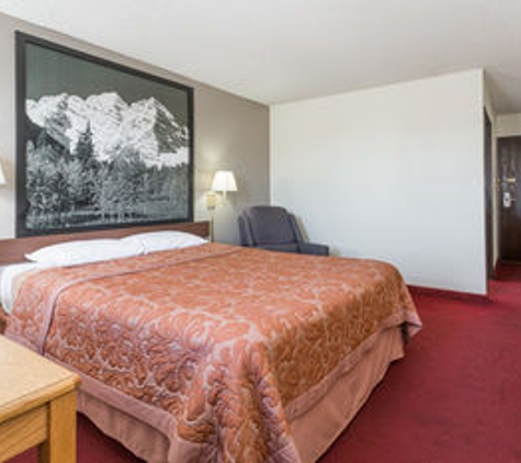 Super 8 by Wyndham Grand Junction Colorado - Grand Junction, CO
