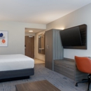 Holiday Inn Express & Suites Linden - Newark South by IHG - Hotels