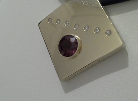 Christian Kinder Jeweller
