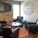 Red Roof Inn & Suites Sacramento North - Lodging