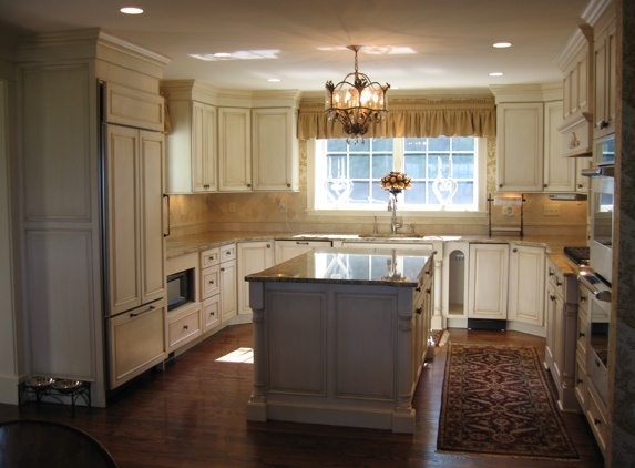 Showcase Kitchens - Canton, CT