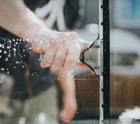 Abelia Cleaning