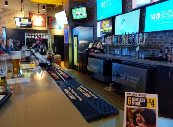 Buffalo Wild Wings - Saint Louis, MO