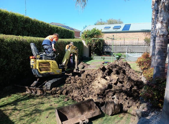 Rock-E-Road Pty Ltd - South Geelong, VIC. Work under way.