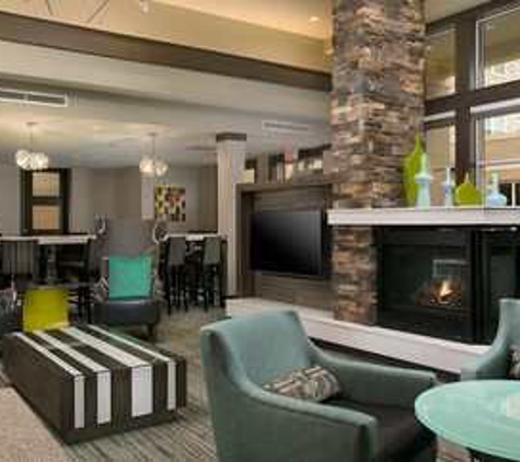 Residence Inn by Marriott Kansas City at The Legends - Kansas City, KS