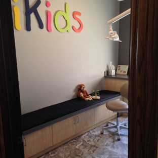 iKids Pediatric Dentistry Mansfield - Mansfield, TX