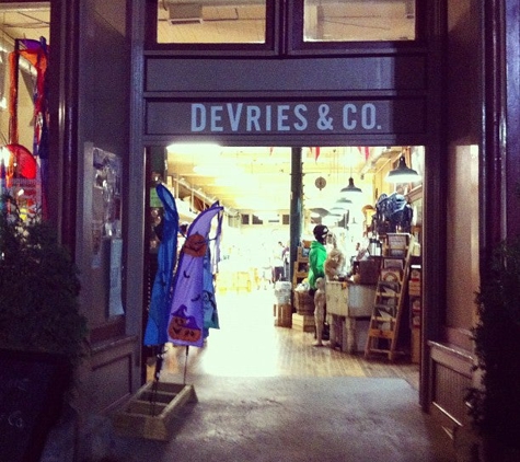 Devries & Company - Detroit, MI