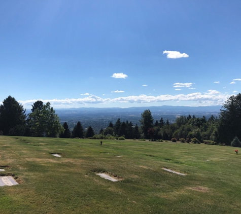 Skyline Memorial Gardens Funeral Home - Portland, OR