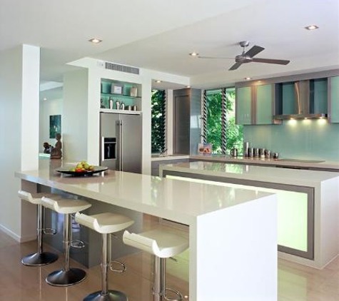 M & R Kitchens