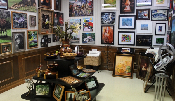 McPhee's Art & Gift Shop, Inc - Hebron, KY