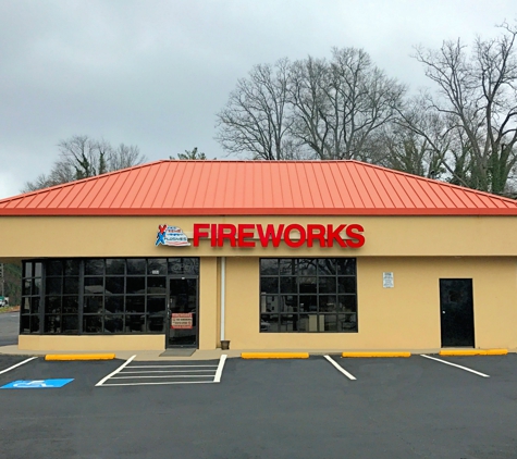 Xtreme Xplosives Fireworks  Store Gainesville - Gainesville, GA