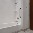 Holiday Inn Express & Suites Terre Haute by IHG - Hotels