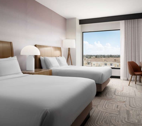 Hotel Zessa Santa Ana – a DoubleTree by Hilton - Santa Ana, CA