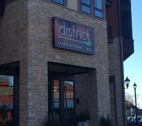 District Restaurant - Wayzata, MN