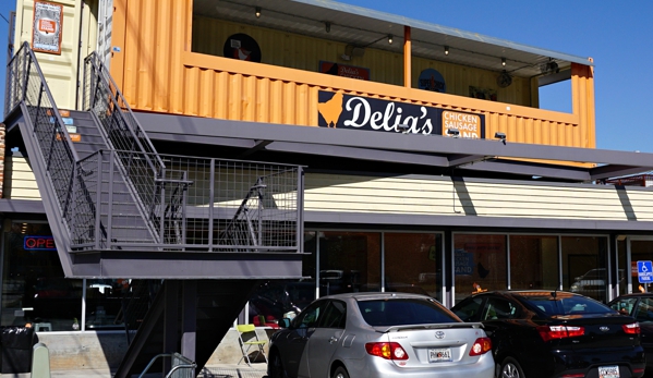 Delia's Chicken Sausage Stand - Atlanta, GA