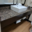Red Roof PLUS+ & Suites Opelika