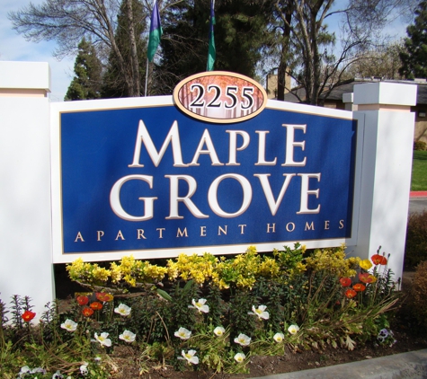 Maple Grove Apartments - Fresno, CA