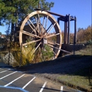 Larsen Apple Barn - Farms
