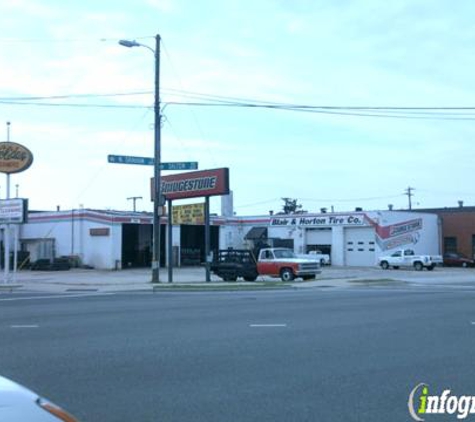 U-Haul Neighborhood Dealer - Charlotte, NC