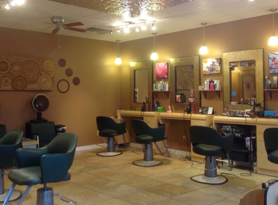 Rose Marie's Hair Designers - West Bend, WI