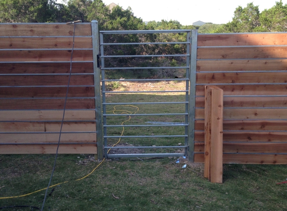 Mockingbird Fence - Houston, TX