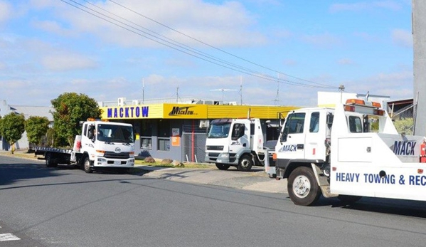 Mack Towing Services - Pakenham, VIC