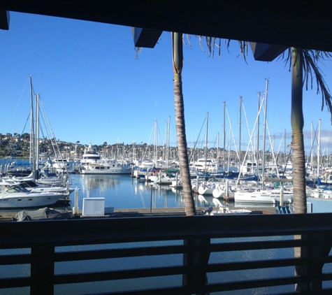 Blue Wave Bar & Grill - San Diego, CA
