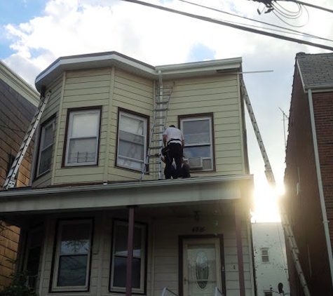 Roofing Repair Team - Brooklyn, NY