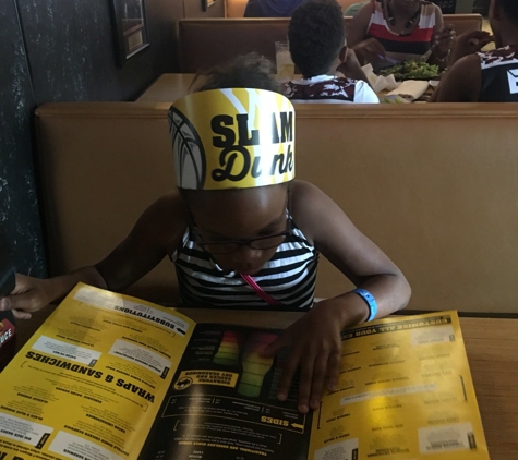 Buffalo Wild Wings - Hampton, VA