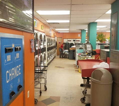 D Family Laundromat - Anchorage, AK