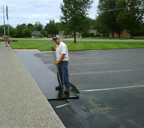 Advanced Sealing & Paving of Western Michigan - West Olive, MI