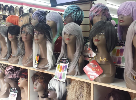 Hesaias Wigs - Philadelphia, PA