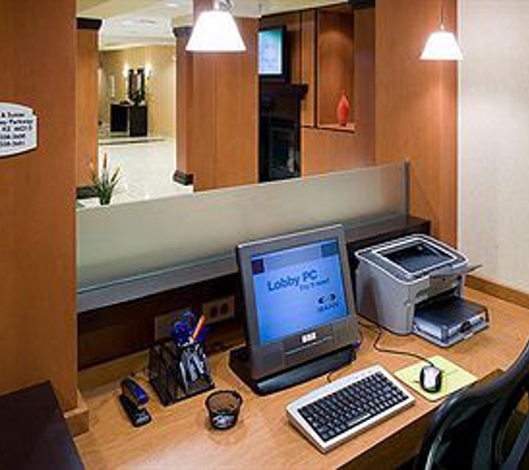 Fairfield Inn & Suites by Marriott Kansas City Overland Park - Overland Park, KS