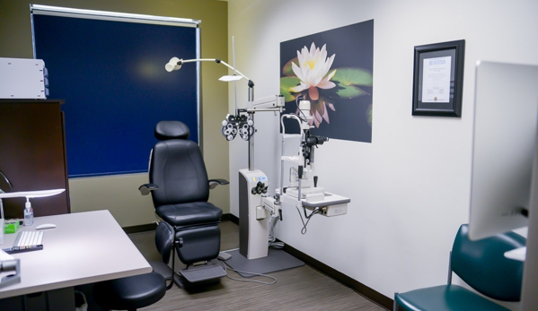 Advanced Center for Eyecare - Bakersfield, CA