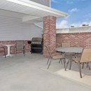 Super 8 by Wyndham Windsor - Hotels