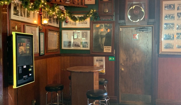 Molloy's Tavern - South San Francisco, CA