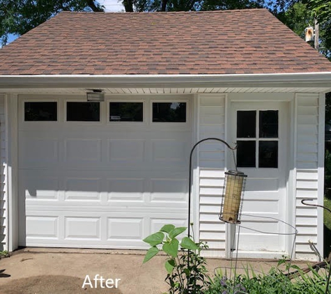 ProLift Garage Doors of Milwaukee - Milwaukee, WI