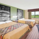 Super 8 by Wyndham Story City - Motels