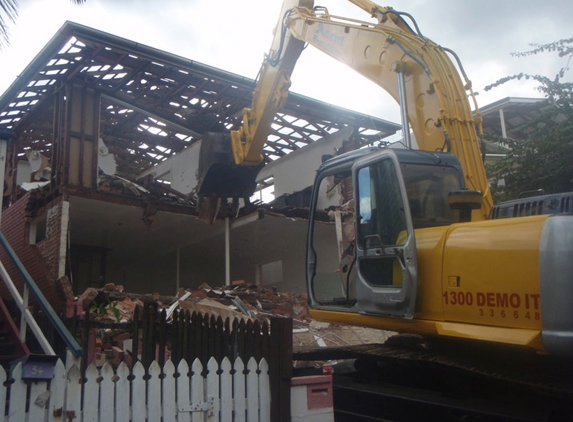 Ascot Demolition - Stapylton, QLD