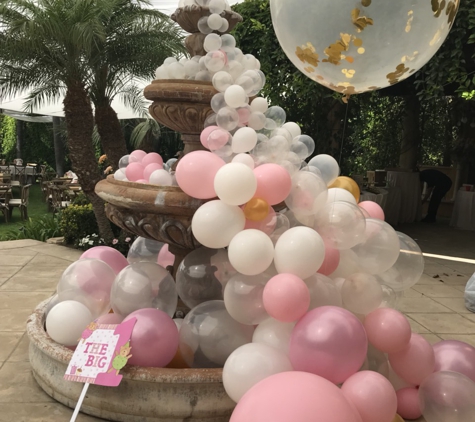 L.A. Party Time - Los Angeles, CA. Organic Balloon Fountain Arch Beverly Hills Party