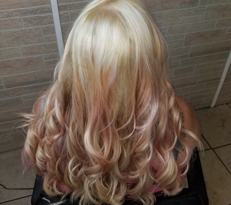 Split Ends Hair & Nail Salon - Lakeland, FL