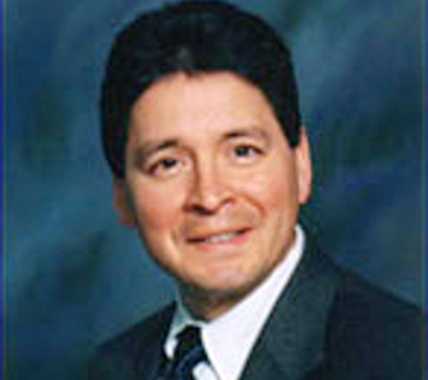 Dr. Luis I Salazar, MD - Grayslake, IL