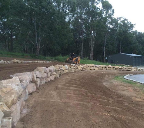 Earthworm Excavations - Orchard Hills, NSW