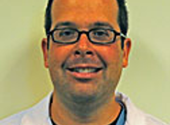 Dr. Gil A Weiss, MD - Chicago, IL